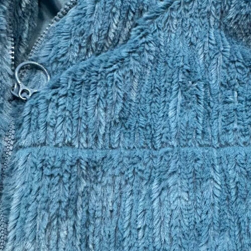 Wild Fable Blue Teddy Sherpa Puffer Jacket Women's Faux Fur Zip Coat - Picture 6 of 8